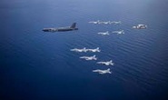 B-52 bay thẳng từ Mỹ đến biển Đông tham gia tập trận