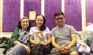 Kỳ nữ Kim Cương trốn dịch trong phòng thu âm, ghi lại hồi ký đời mình