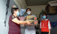 San sẻ khó khăn với công nhân ở trọ