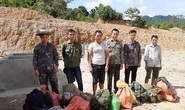 Quảng Bình: Bắt quả tang 6 đối tượng vào rừng khai thác vàng trái phép
