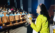 Xem lại Lôi vũ, kỳ nữ Kim Cương ngẫu hứng với vai Thị Bình cùng diễn viên trẻ