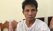 Nửa đêm nấp trong phòng tắm, bị phát hiện liền cầm dao chém 2 người phụ nữ