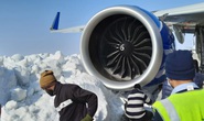 Máy bay chở 233 hành khách bị hỏng vì đâm phải tuyết