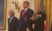 Nhiếp ảnh gia Nick Út được Tổng thống Trump tặng Huân chương Nghệ thuật