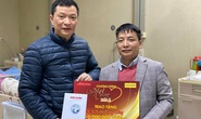 Mai vàng nhân ái thăm nhà thơ Trúc Thông và nhạc sĩ Trọng Bằng