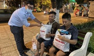 Tết ấm cho người vô gia cư ngoài đường phố Nha Trang