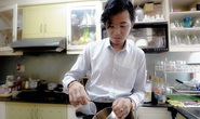 Sếp công ty du lịch đi bán cà phê để chờ qua dịch