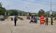 Nhiều nơi ở Bắc Giang lập chốt chặn, ngăn người từ Hải Dương vào địa bàn
