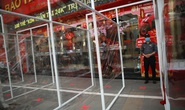 Tiệm vàng đua lập phòng tuyến ngừa dịch Covid-19 trước ngày vía Thần Tài