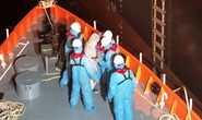 Nửa đêm cứu nạn thuyền viên nước ngoài trên vùng biển Việt Nam