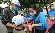 Chuyến tàu mùa Xuân đưa 500 gia đình công nhân về quê đón Tết