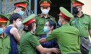 Toàn cảnh phiên toà xét xử ông Nguyễn Thành Tài và nữ đại gia ngày đầu tiên