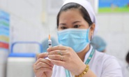Tâm sự của các nhân viên y tế được tiêm vắc-xin Covid-19 đầu tiên