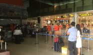 Hành khách chờ mòn mỏi ở sân bay Tân Sơn Nhất để về Đà Nẵng