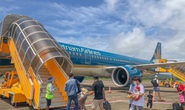 Nhiều người dân trở về TP HCM từ Phú Quốc