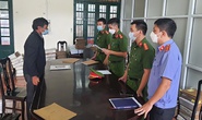 Bắt 1 cựu phó chủ tịch huyện