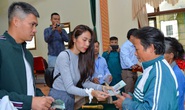 Hai địa phương báo cáo Bộ Công an việc trao từ thiện của ca sĩ Thủy Tiên