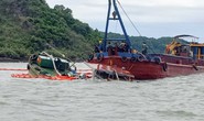 Chìm tàu chở dầu do va phải đá ngầm, 2 người thương vong