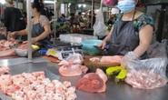 Giá heo hơi xuống đáy, giá thịt heo trên trời