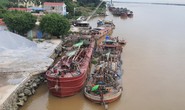 Bộ Công an dẹp nạn cát tặc, bắt quả tang 24 tàu đang hút cát trái phép