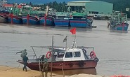 Bình Định: Sóng đánh chìm tàu cá, 2 ngư dân tử vong và mất tích
