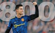 Ronaldo lập đại công ở Man United, chạm tay kỳ tích 800 bàn thắng