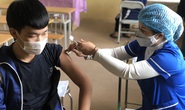 NÓNG: Nhiều quận ở Hà Nội tạm dừng tiêm vắc-xin Covid-19 cho trẻ em