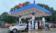 Xăng dầu đồng loạt giảm giá mạnh, xăng RON95 giảm hơn 1.000 đồng/lít