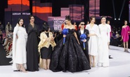 Dàn mỹ nhân đọ sắc tại Tuần lễ Thời trang Việt Nam 2021: Người thăng hạng, kẻ kém sắc