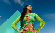 Ca sĩ Doja Cat khoe thân hình bốc lửa