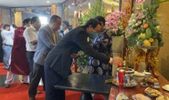 Bí thư Nguyễn Văn Nên dâng hương tại Đền Tưởng niệm các Vua Hùng