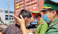 Toàn cảnh CSGT cùng cảnh sát hình sự, ma túy chốt chặn ở  cảng Phú Hữu