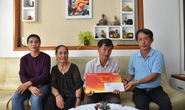 Mai Vàng nhân ái thăm nhà văn, nhà nghiên cứu Phan Chính