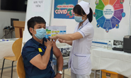 TP HCM tiêm vắc-xin Covid-19 cho nhân viên chống dịch