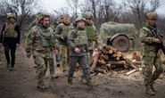 Căng thẳng Ukraine: Nga nói cứng, Mỹ cân nhắc điều tàu chiến
