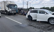 Ôtô tông liên hoàn trên Quốc lộ 1 vì thùng xốp biết bay