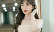 Hòa Minzy ủng hộ 100 triệu đồng chống dịch ở quê nhà