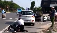 Tìm 1 người dân để khen thưởng trong vụ đại uý công an đứng nhìn tài xế taxi bắt cướp