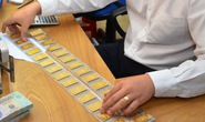Giá vàng hôm nay 31-5: Vàng SJC bất ngờ tăng sốc