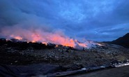 Khói lửa ngùn ngụt tại bãi rác lớn nhất TP Đà Nẵng