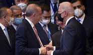 Trung Quốc chê Mỹ bệnh nặng, đe ngược NATO