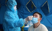 Bình Định test nhanh hàng ngàn người liên quan 2 ca đầu tiên dương tính SARS-CoV-2