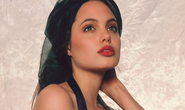 Nhan sắc không tì vết của Angelina Jolie thời trẻ