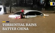 Mưa như trút nước, Trung Quốc hứng chịu lũ lụt diện rộng