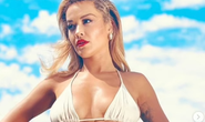 Rita Ora tung ảnh bikini “nhức mắt”
