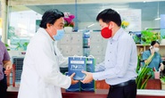 Bệnh viện JW trao tặng thiết bị y tế cho các bệnh viện dã chiến