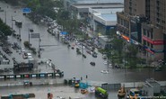Trung Quốc cho nổ đê để giải phóng nước lũ
