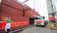 Gần 300 tấn nhu yếu phẩm ủng hộ người dân Thành phố Hồ Chí Minh đã đến Cảng Bến Nghé