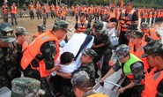 Phép mầu trong hầm ngập nước lũ ở Trung Quốc