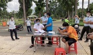 Nhiều người ở TP HCM bị xử phạt vì ra ngoài không có lý do chính đáng